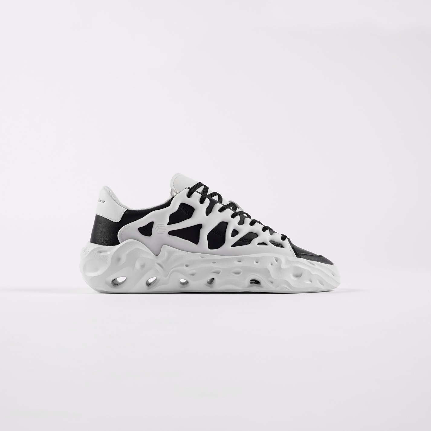 RADICLE ORCA BLACK